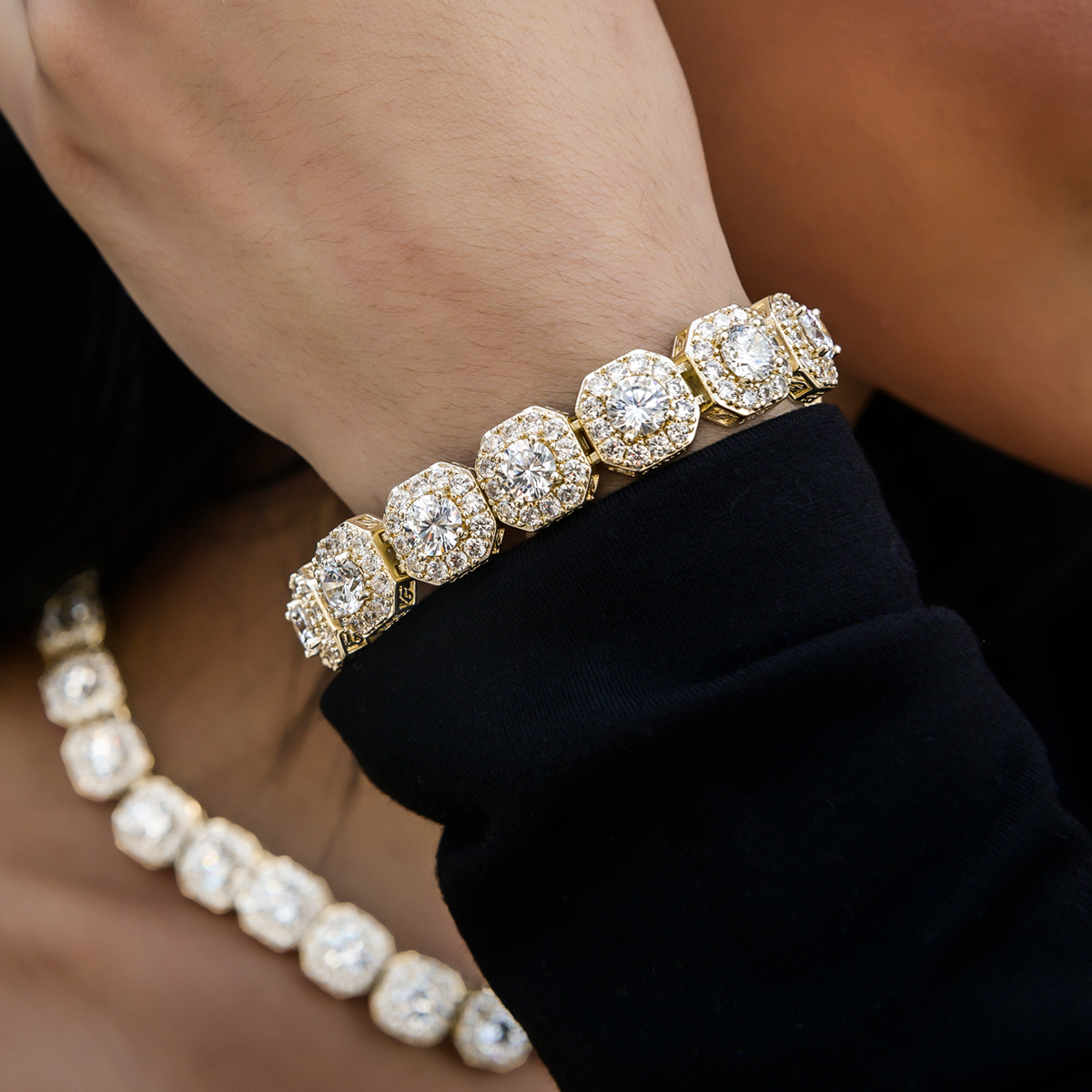 Clustered Tennis Bracelet in Yellow Gold- 12mm