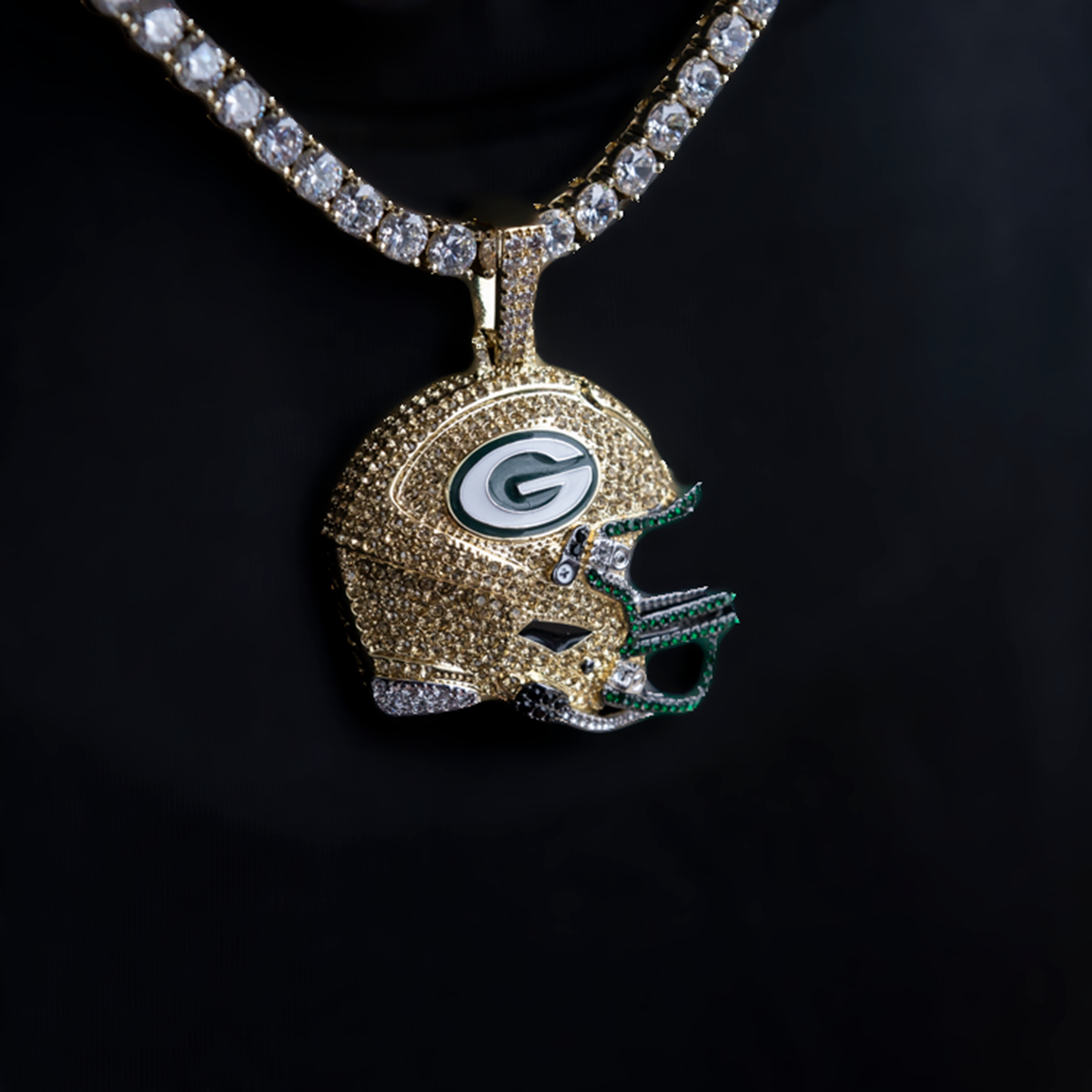2025 Green Bay Packers Team Helmet Pendant - Gold