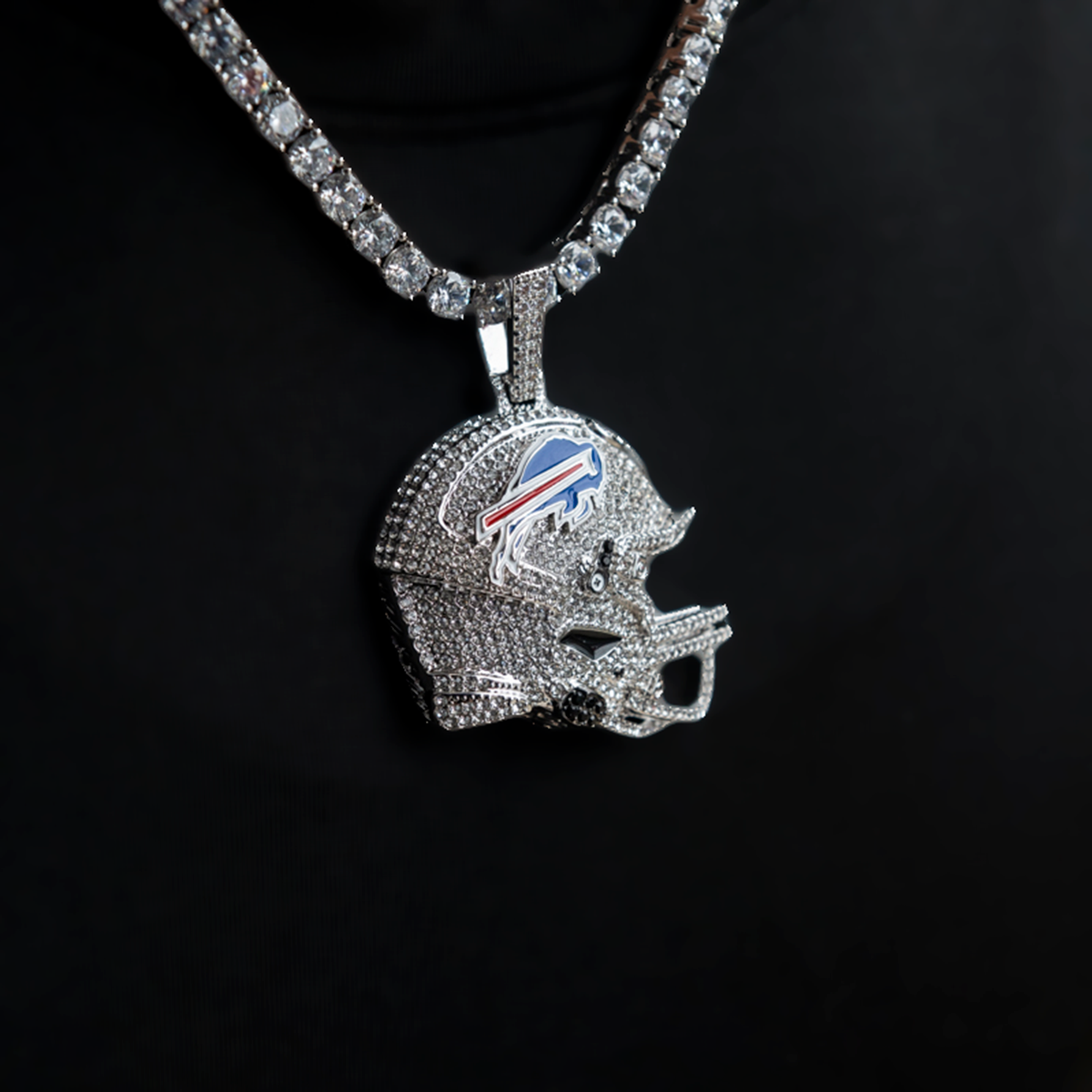 2025 Buffalo Bills Team Helmet Pendant - White Gold
