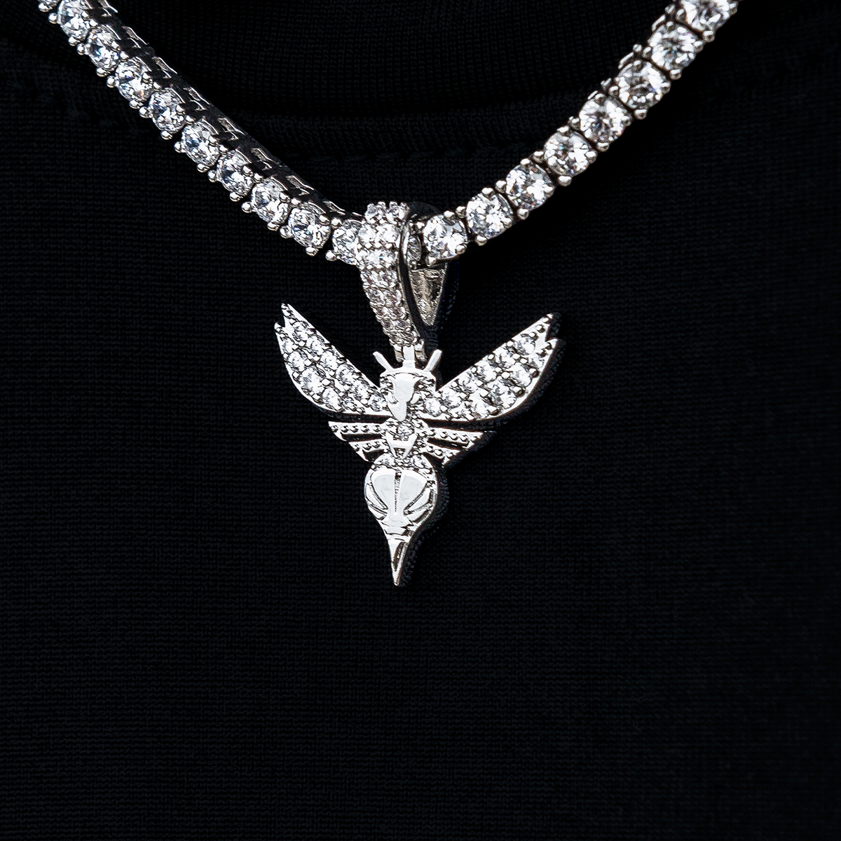 Charlotte Hornets Official NBA Micro Logo Pendant in White Gold