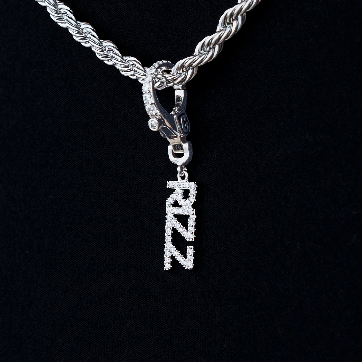 "Rizz" Clip On Pendant in White Gold