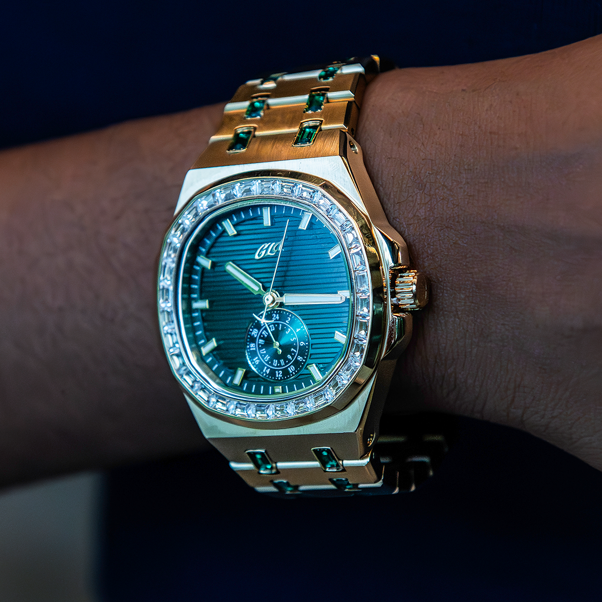 39MM Visionary Moissanite Iced Emerald Stone Band Watch - Yellow Gold