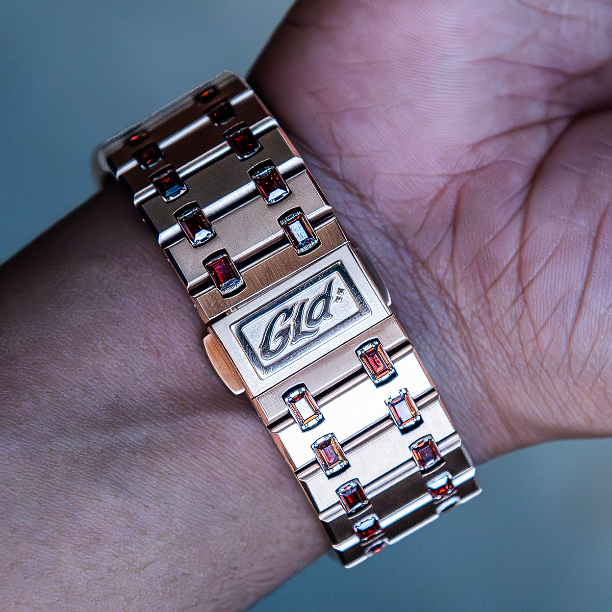 39MM Visionary Iced Ruby Stone Steel Band Watch - Rose Gold