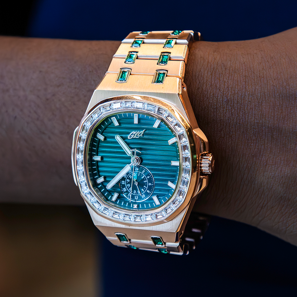 39MM Visionary Iced Emerald Stone Steel Band Watch - Rose Gold