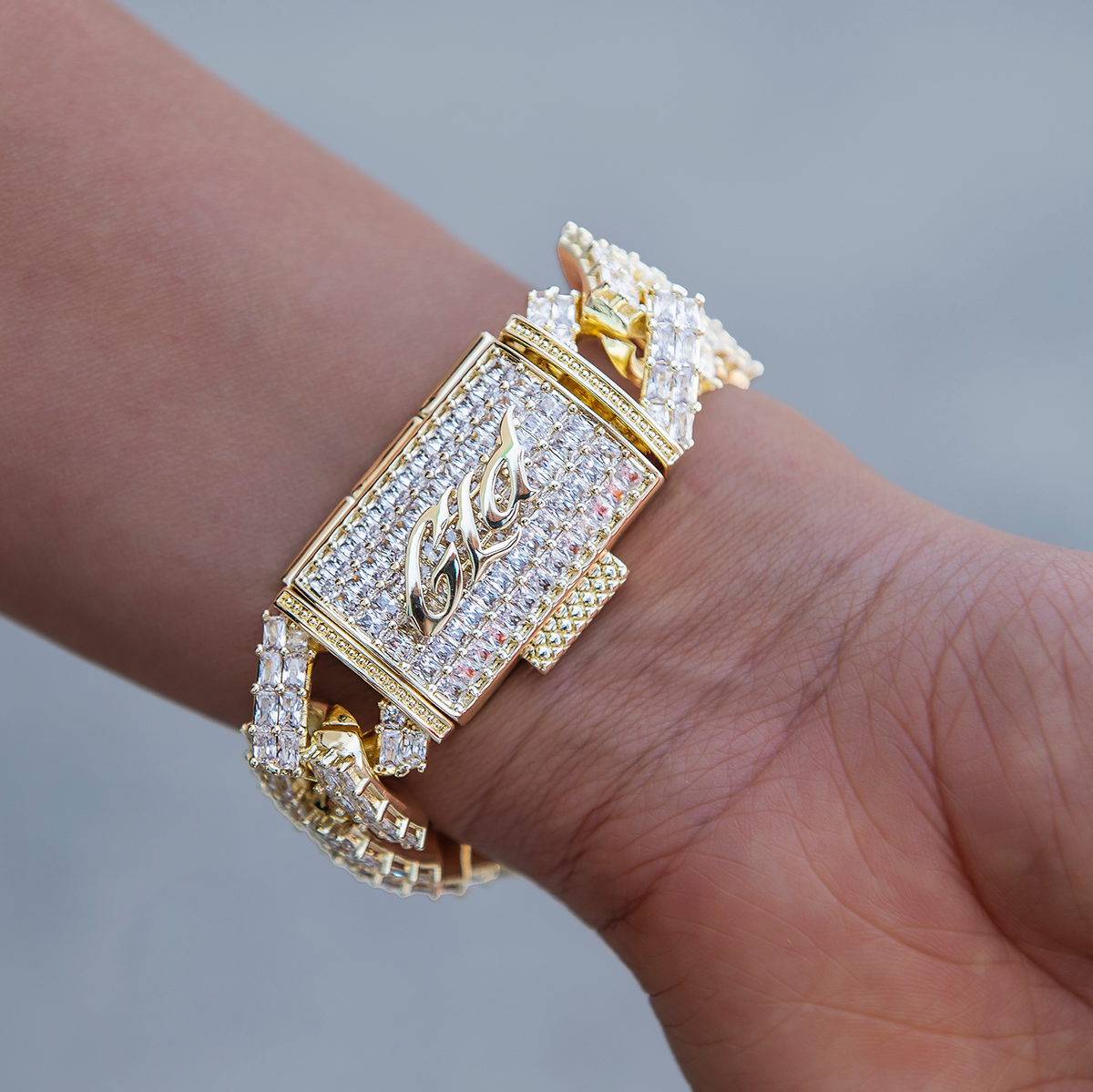 19MM Prong Baguette Cuban Bracelet - Yellow Gold