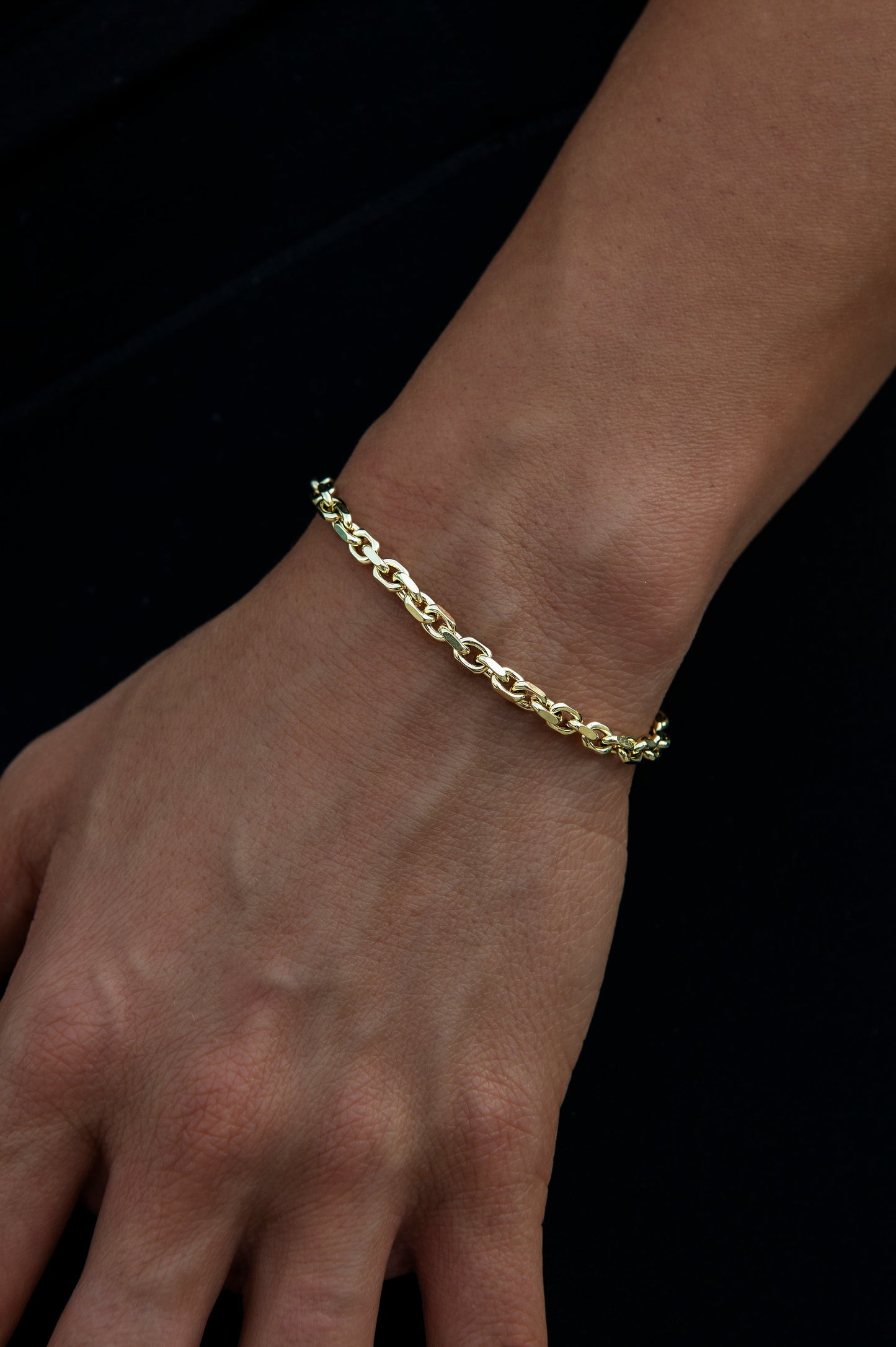 3.6MM Open Box Bracelet in Yellow Gold