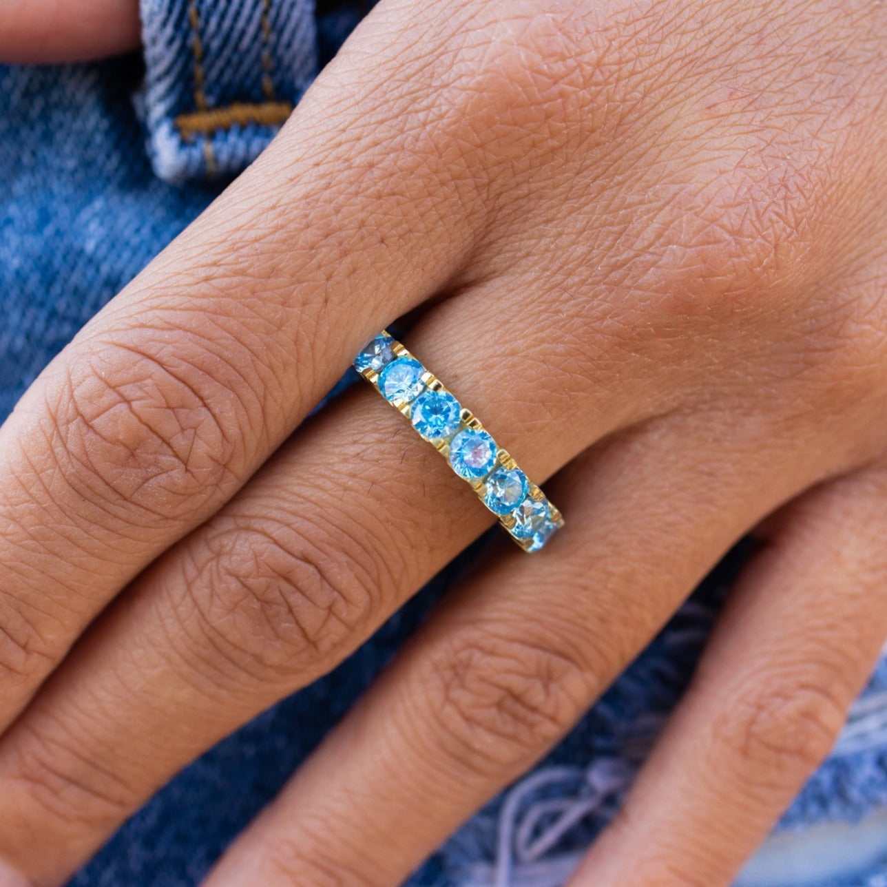4mm Single Layer Diamond Band Ring w/ Blue Stones - Yellow Gold Vermeil