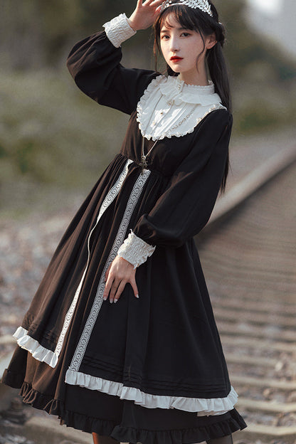 Black Bowknot Ruffled Nun Gothic Lolita Tiered Dress
