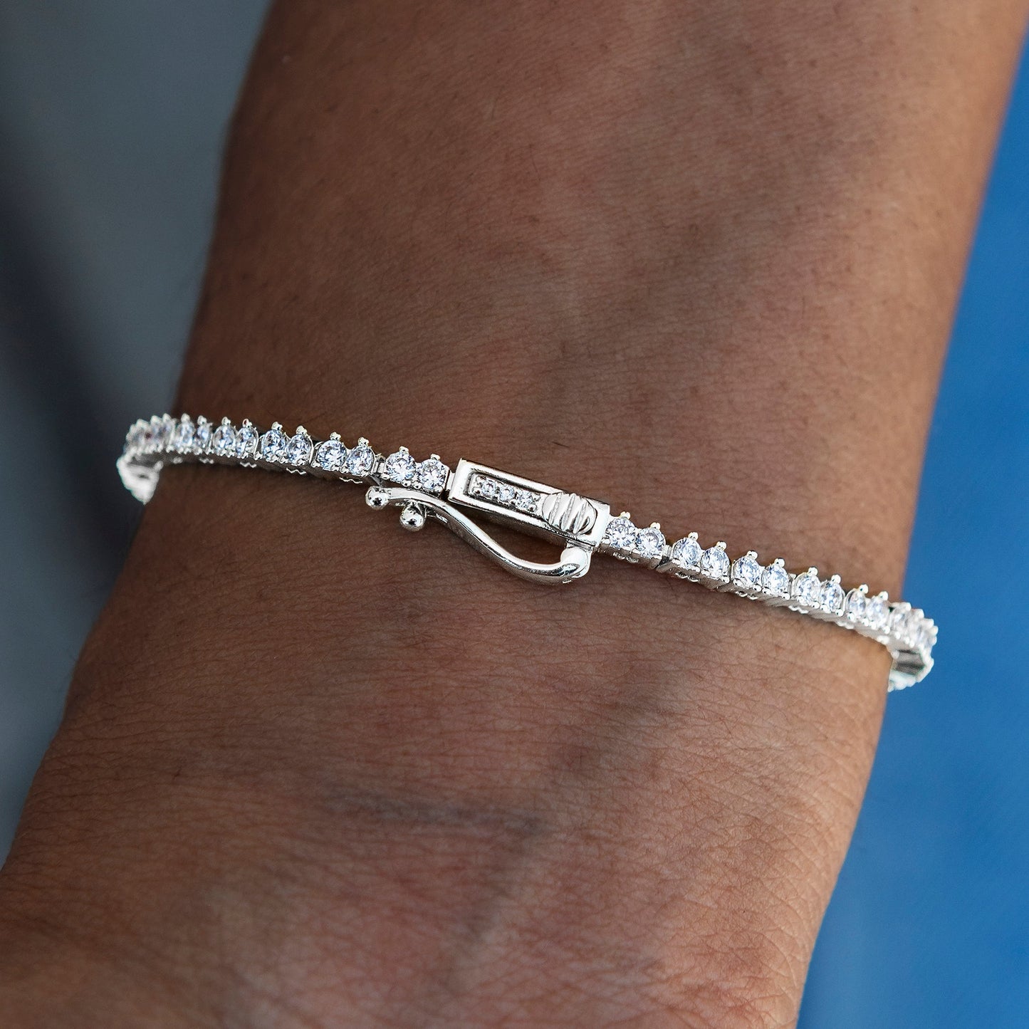 3 Prong Tennis Bracelet in White Gold -2mm