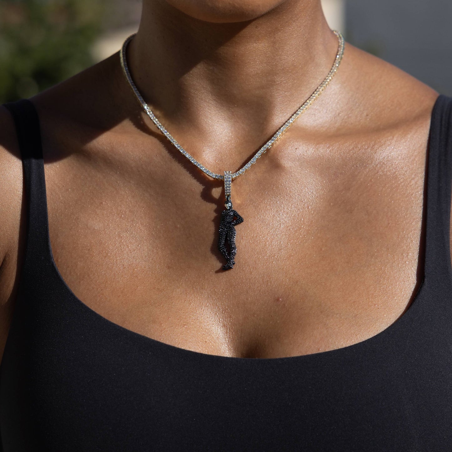 Cat Woman Body Official DC Comics Pendant in Yellow Gold