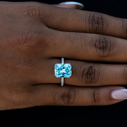 Blue Cocktail Ring in White Gold Vermeil