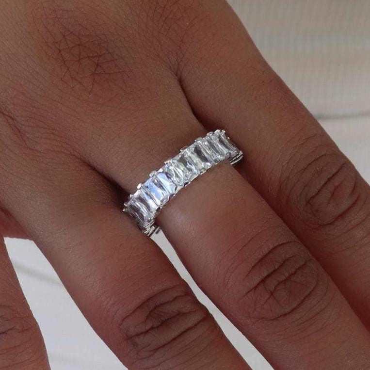Baguette Ring in White Gold Vermeil