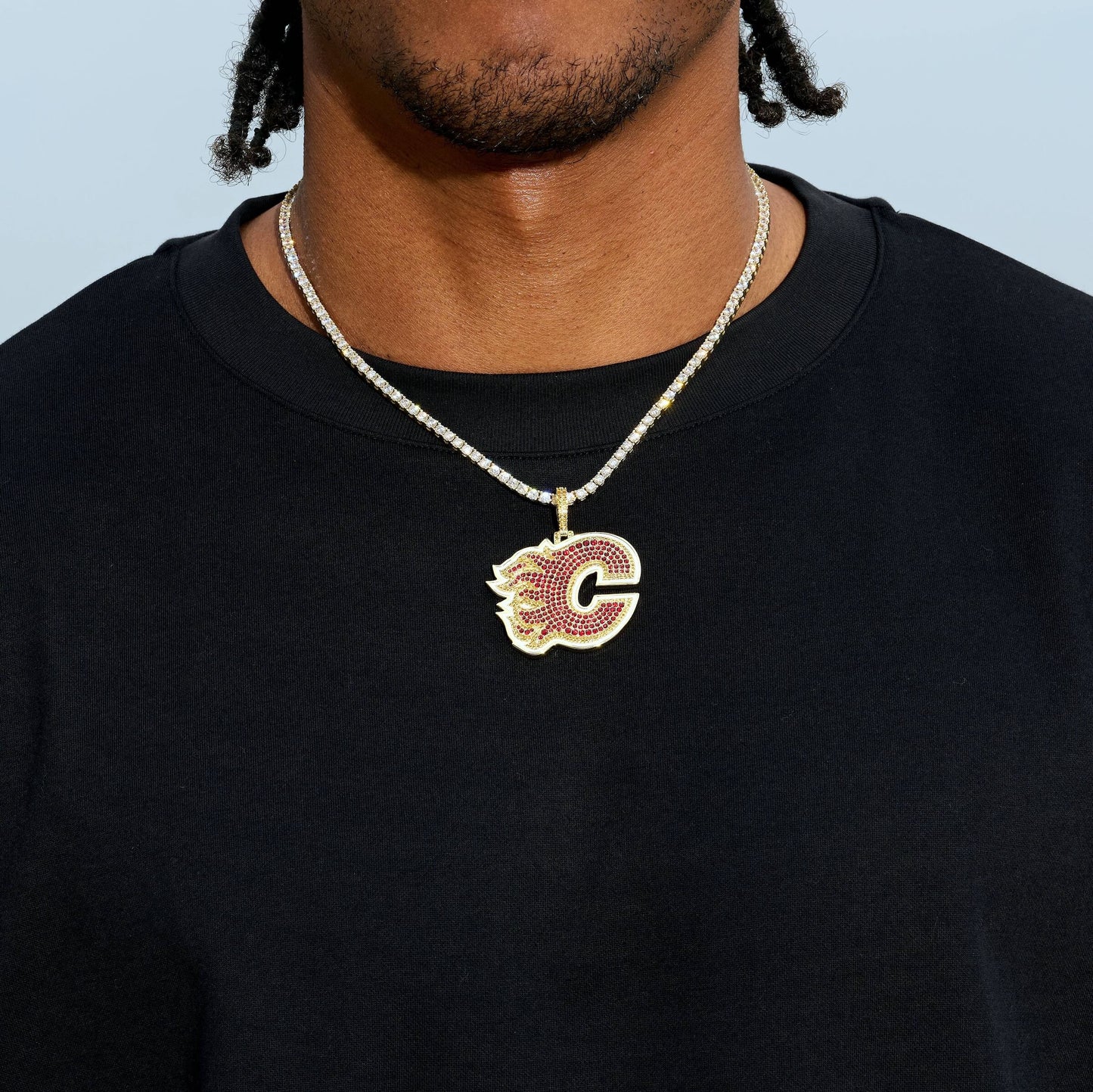 Calgary Flames Official NHL Logo Pendant in Yellow Gold