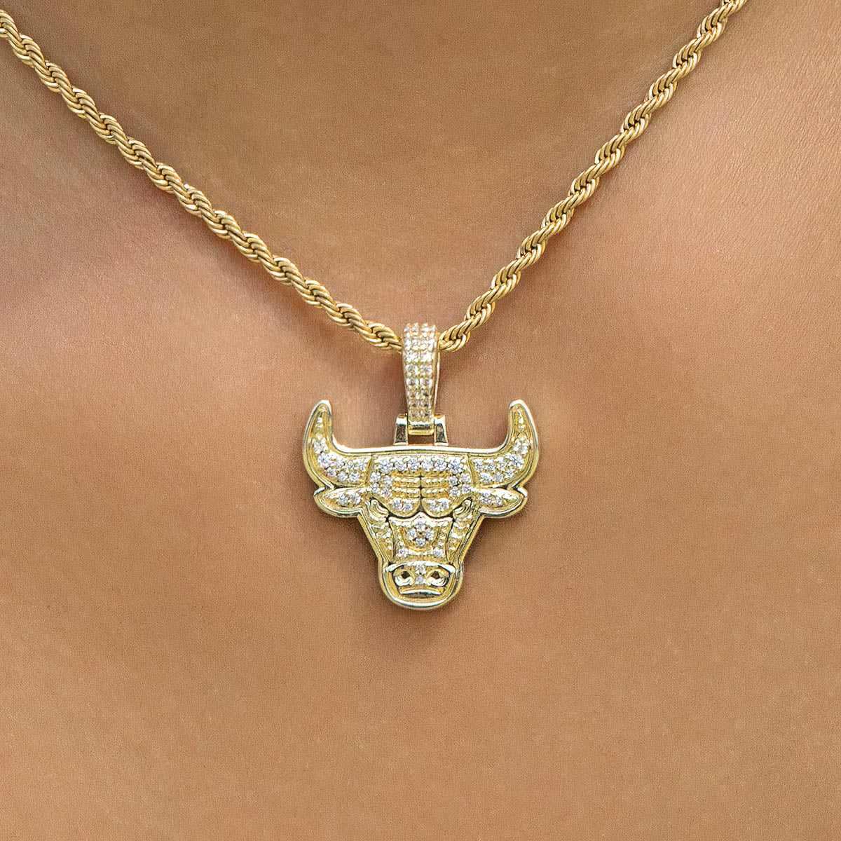 18k Vermeil Chicago Bulls Micro Pendant