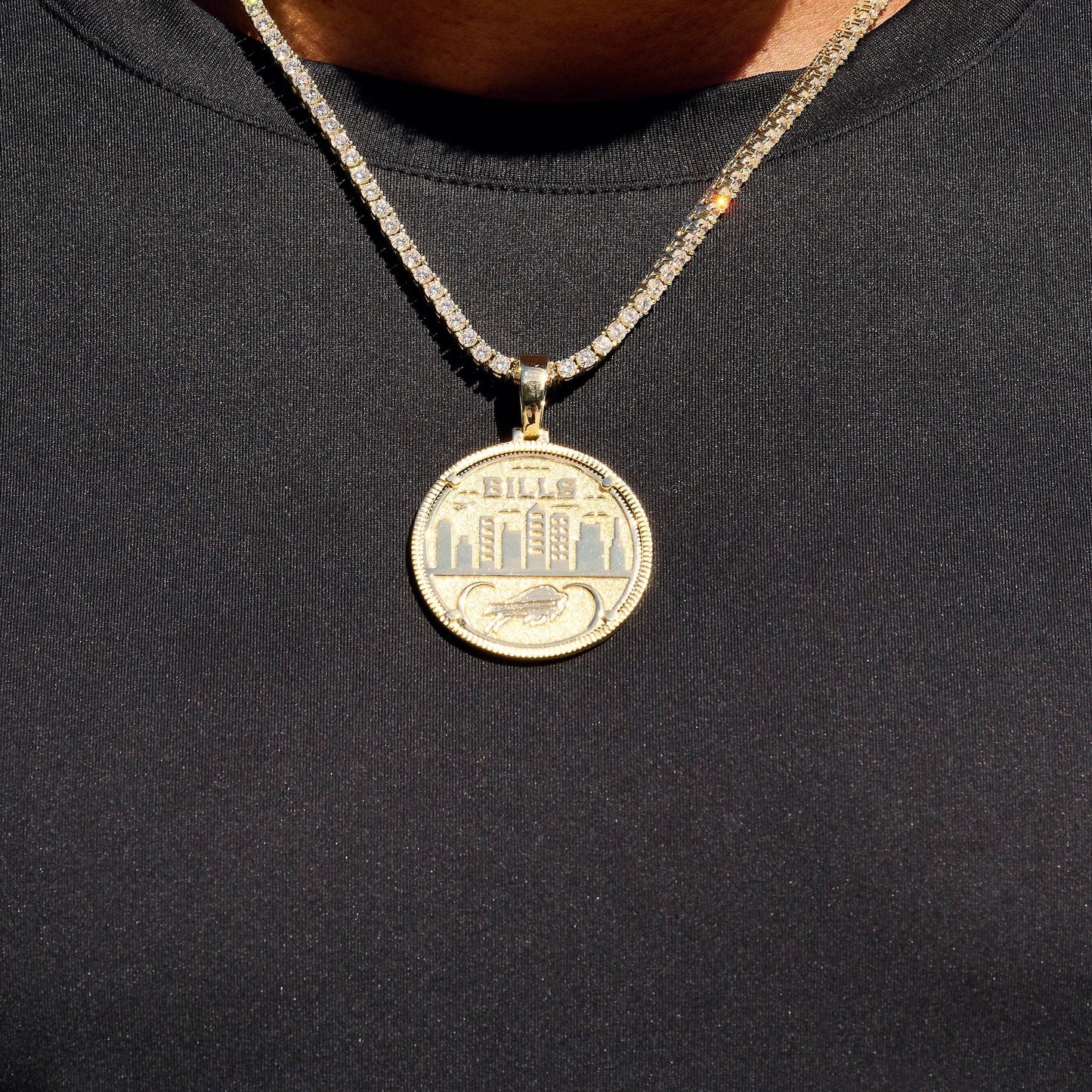 Buffalo Bills Official NFL Coin Pendant in Yellow Gold
